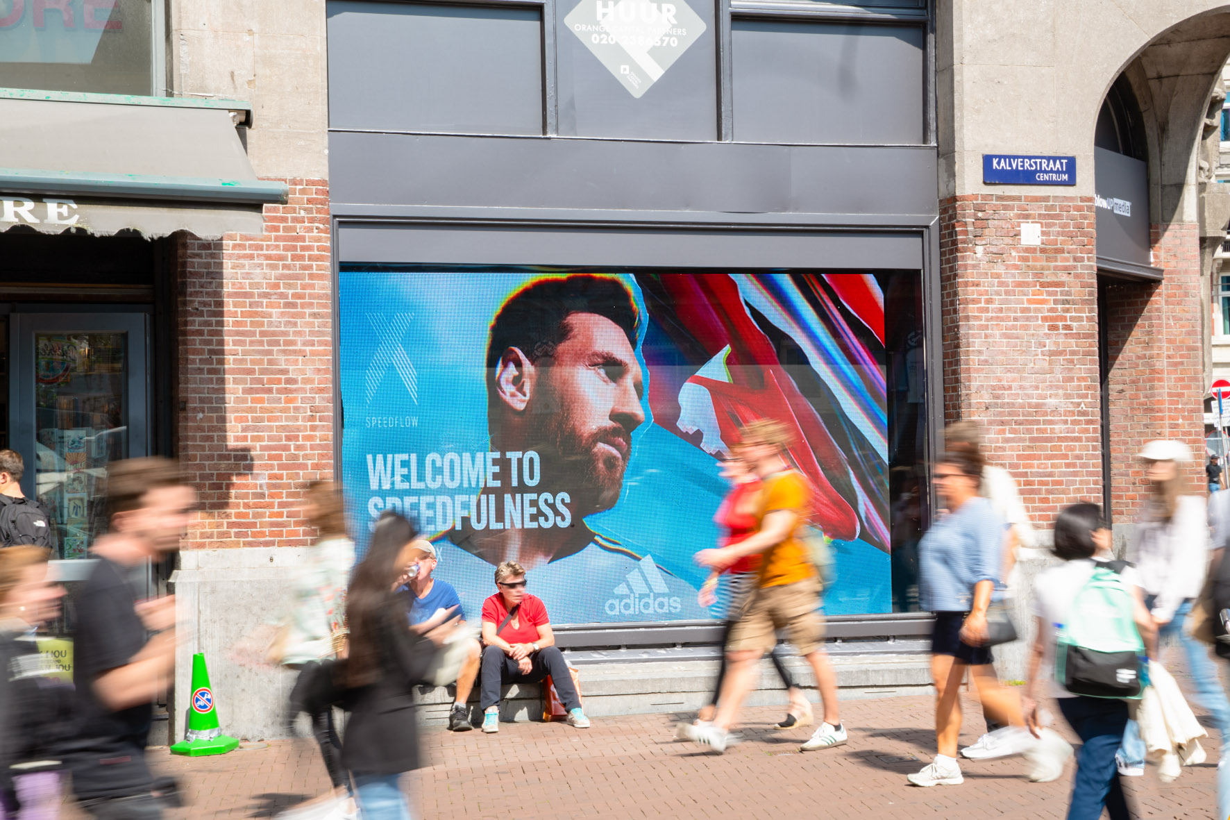 Adidas_Amsterdam_Muntplein_15.jpg